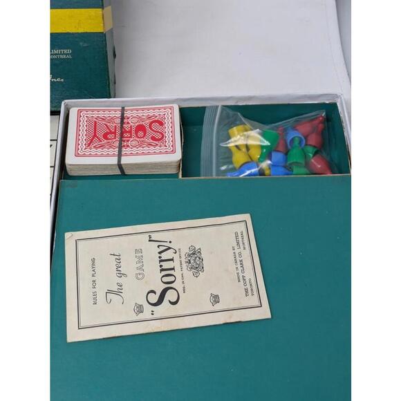 Vintage Sorry Board Game Parker Brothers 1950’s - Rare Canadian Version-Complete - Picture 2 of 9